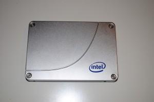 Intel SSDs - 18
