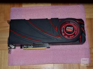 AMD Radeon R9 290X -001