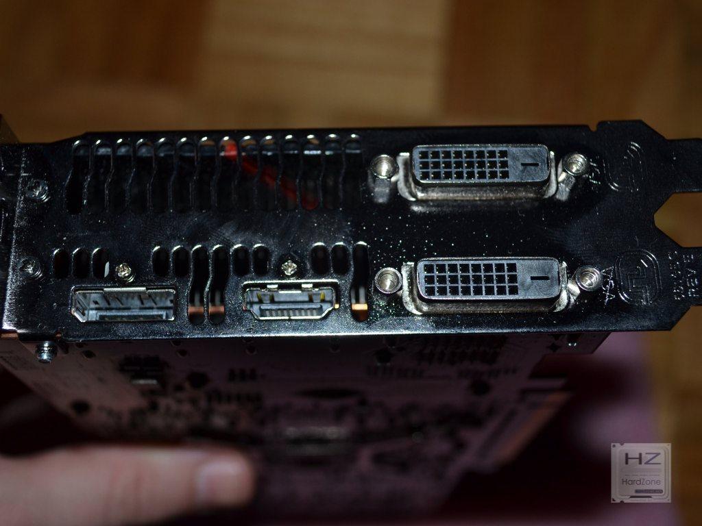 AMD Radeon R9 290X -011
