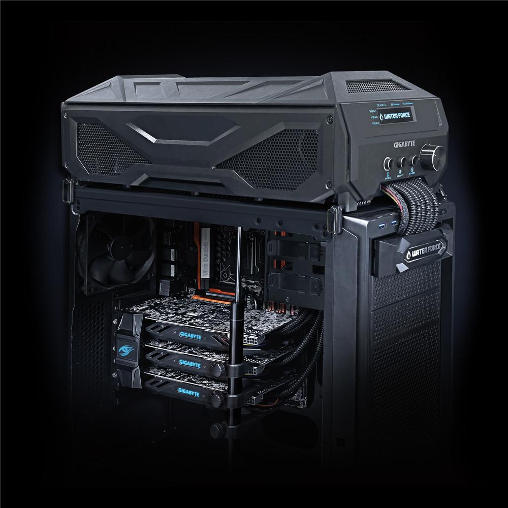 Gigabyte  GeForce GTX 980 WaterForce Tri-SLI montado
