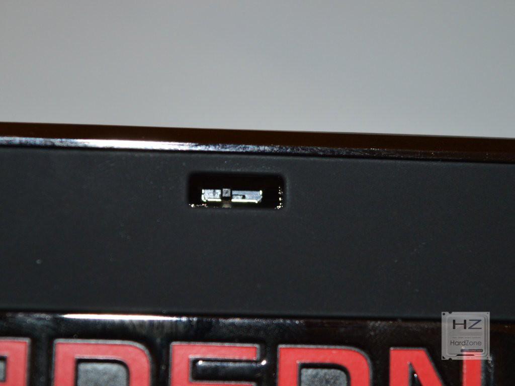 AMD Radeon R9 Fury X -010