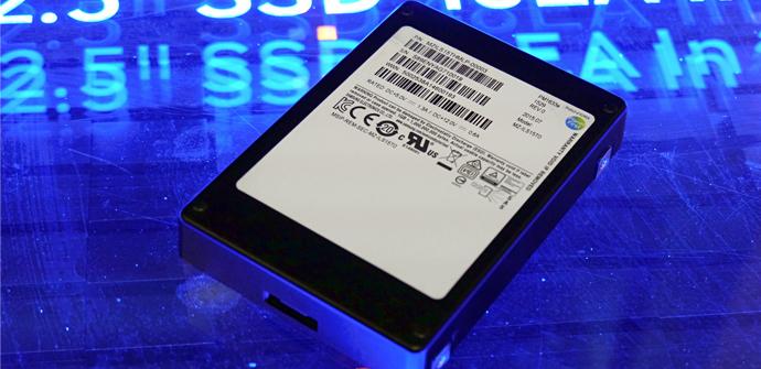 Samsung-SSD-16-TB.jpg