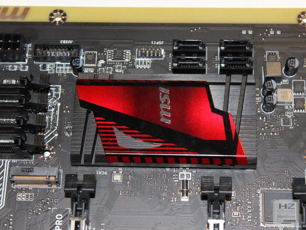 Z170A PRO GAMING033