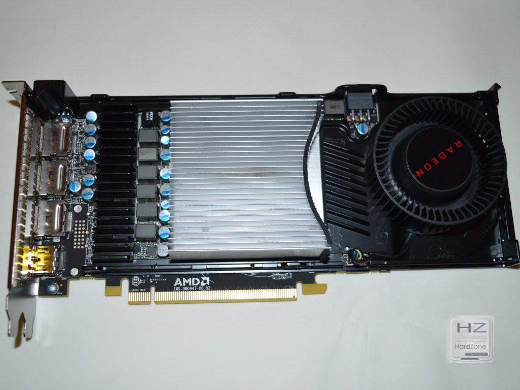 AMD Radeon RX 480 -015