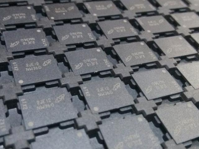Micron SLC NAND Flash memory