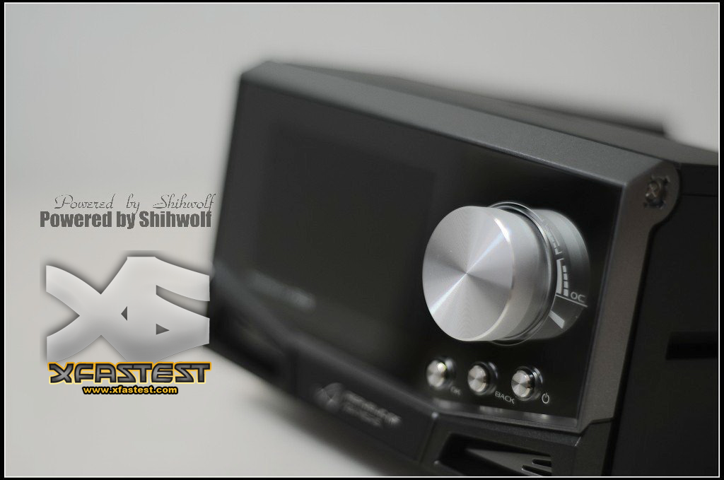 rog-lcd-12