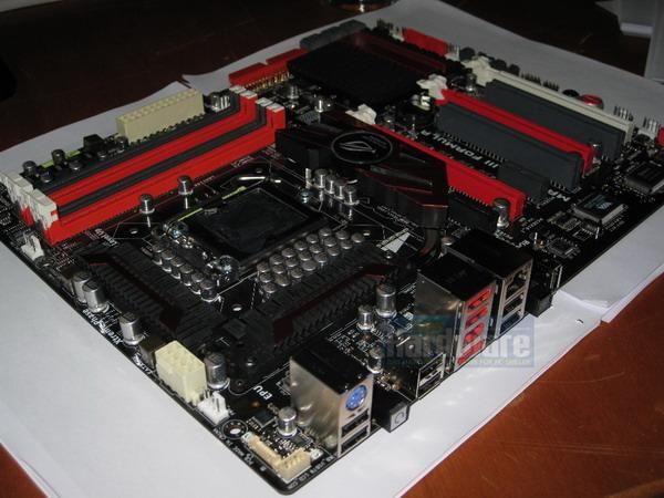 asus_maximus_iii_formula_03