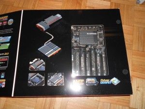 Gigabyte 990FXA-UD7 - 04