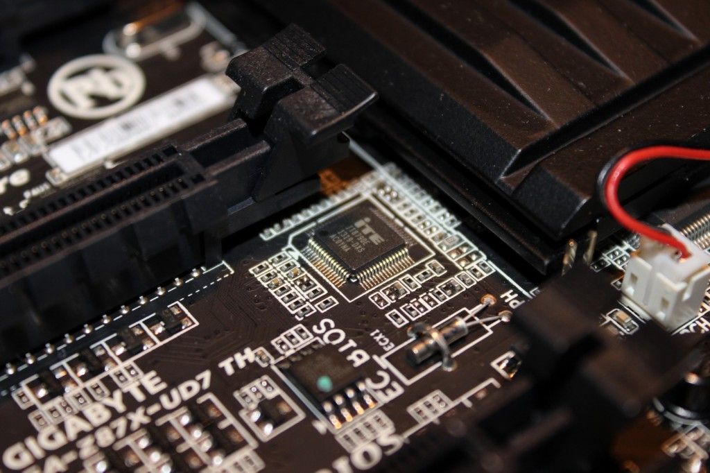 IT8790E (MONITORIZACIÓN)