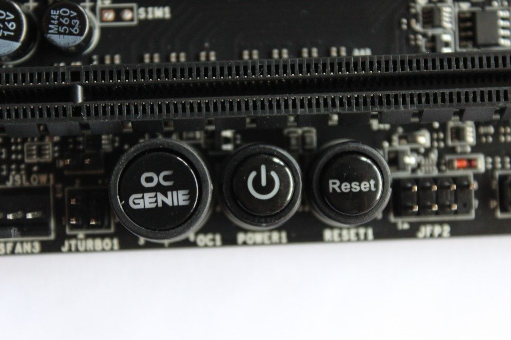 botones power, reset y oc genie