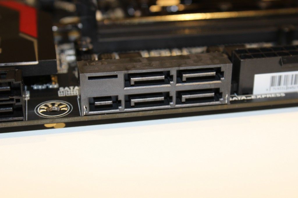 conectores sata 6 + sata express