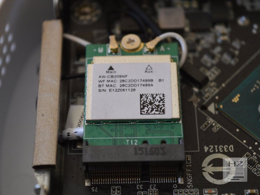 ECS Liva X2 -024