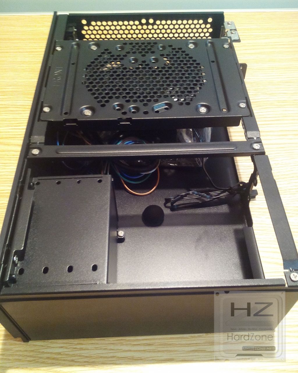 SilverStone ML06E_008