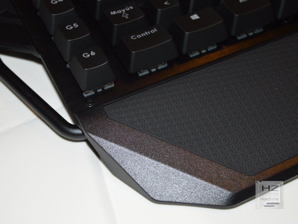 G Skill Ripjaws KM780 RGB -039