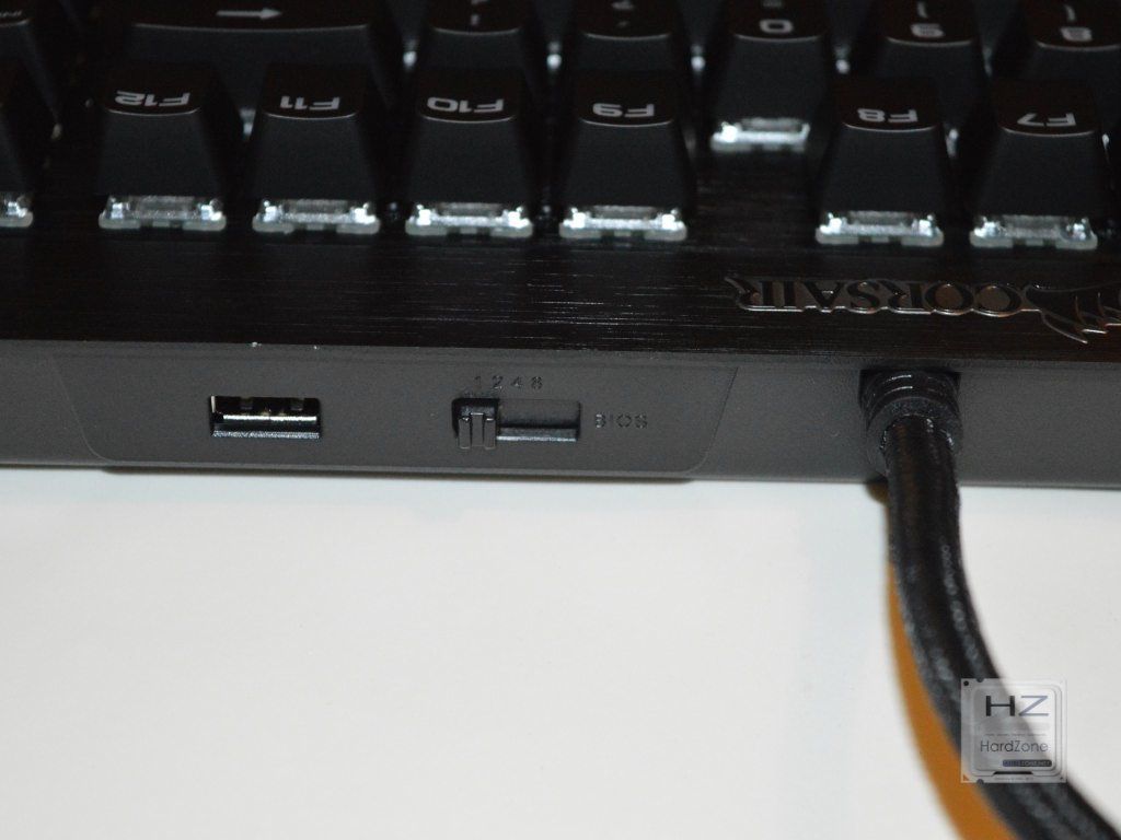 Corsair K70 RapidFire RGB -019