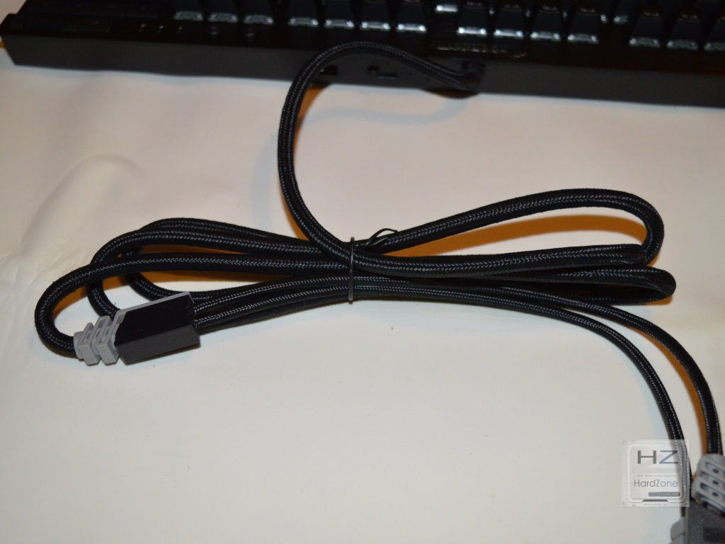 Corsair K70 RapidFire RGB -025