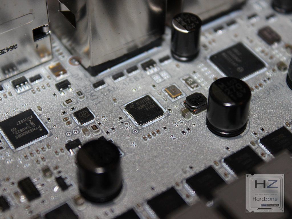 Z270-titanium-0103-1024x768.jpg
