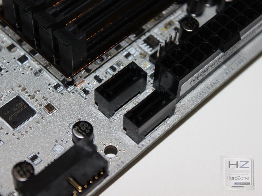 Z270-titanium-0113-1024x768.jpg
