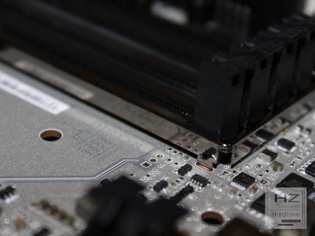 Z270-titanium-0122-1024x768.jpg