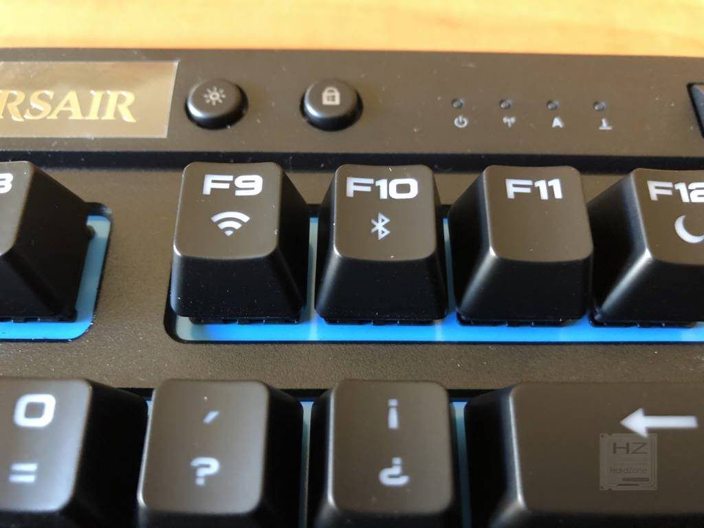 Corsair K63 - Teclas conectividad