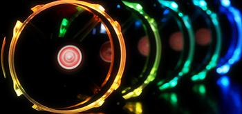 Raijintek Macula Rainbow 12 RGB: ventiladores con 300 perfiles de iluminación y mando