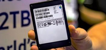 Samsung comienza la fabricación en masa de su SSD de 30,72 TB
