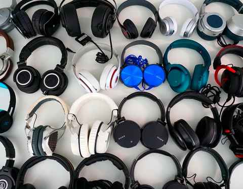 Auriculares baratos para escuchar música de alta definición, Fotos, Fotos