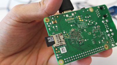 https://hardzone.es/2018/04/02/raspberry-pi-3-model-b-plus-benchmarks/