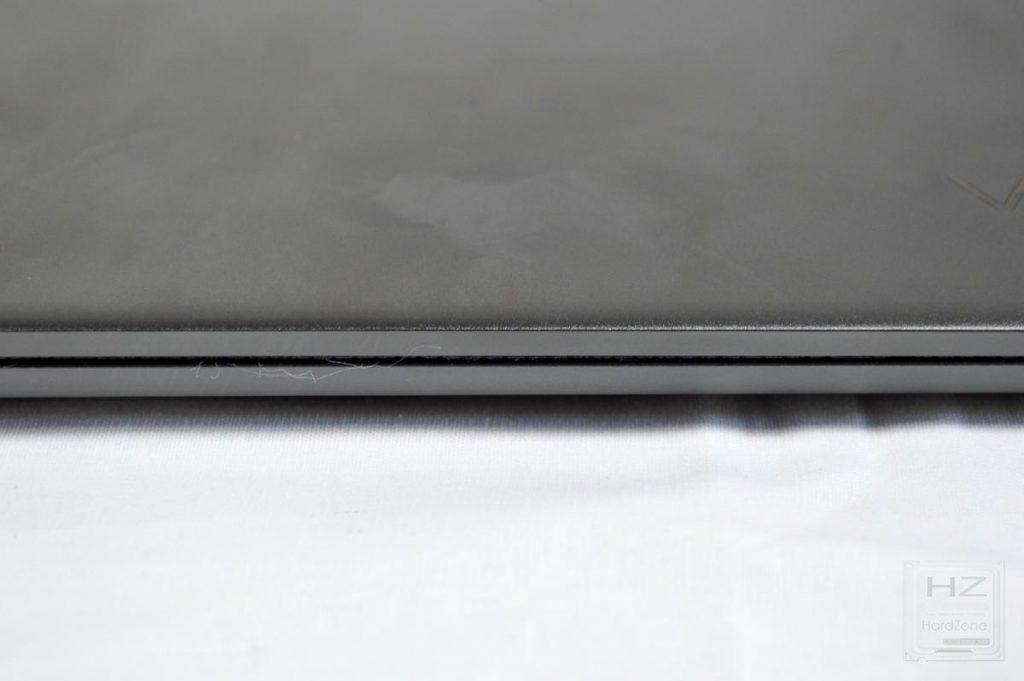 Lenovo Yoga 730 - Cerrado y grosor