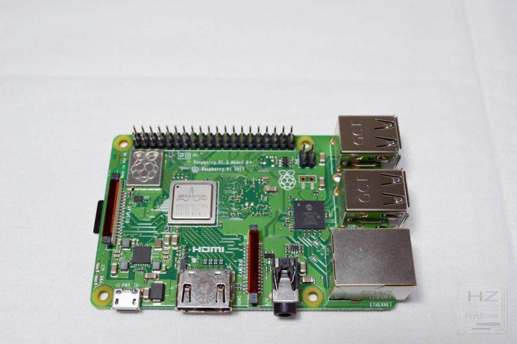 Raspberry Pi 3 Modelo B+ - Vista 19
