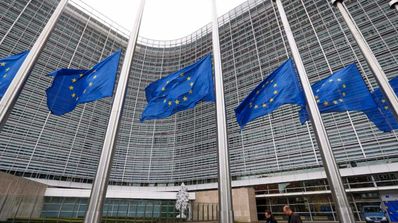 comision europea multa a asus