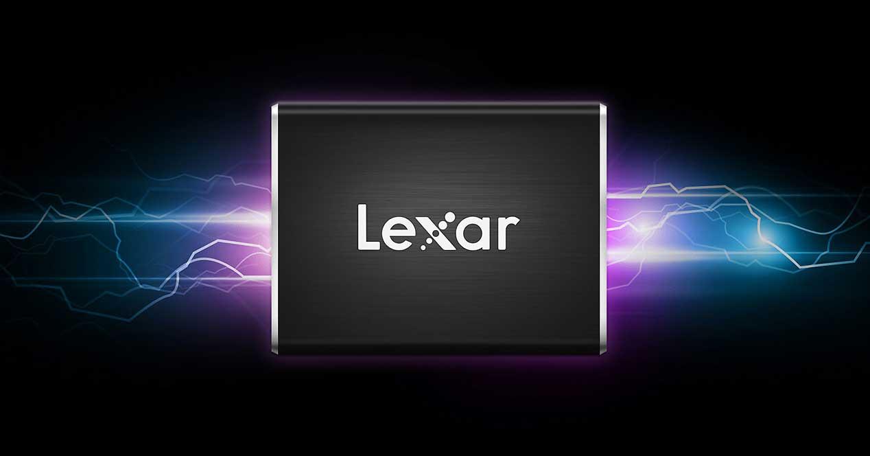 Lexar-SL100-Pro-1