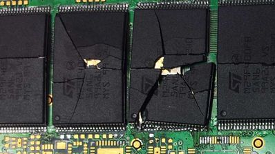 NAND-Flash-fracture