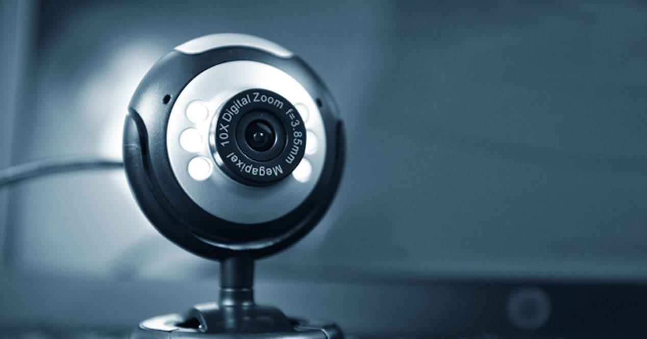 directorio Ambiguo lapso Webcam hackeada? Cómo comprobar si han accedido sin tu permiso