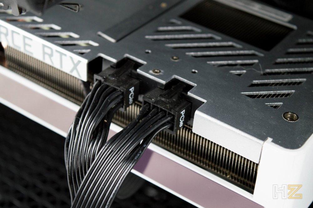 Conectar PCIe al instalar tarjeta gráfica