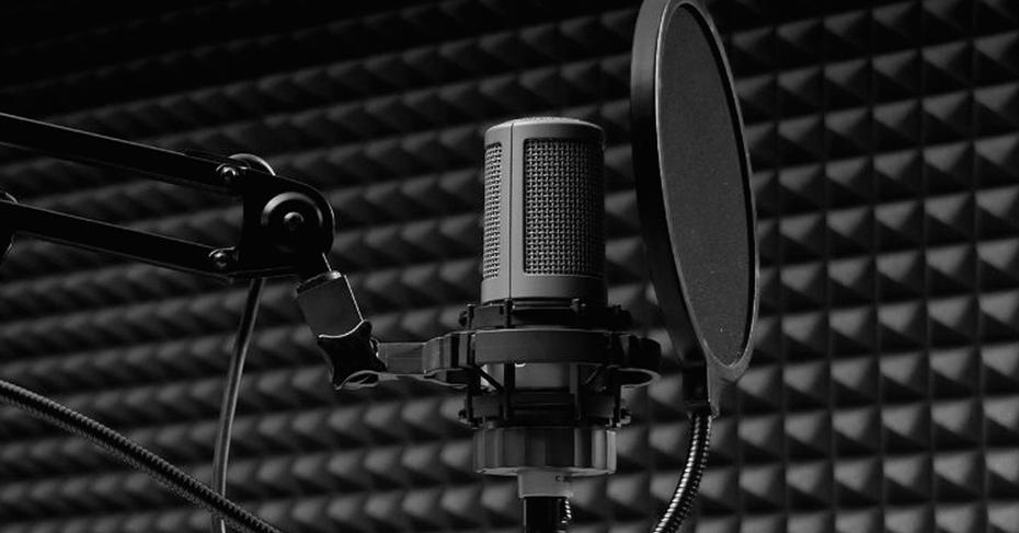 how to reduce background noise on mic