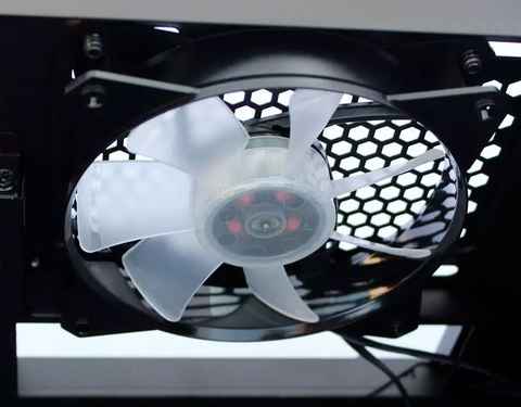 Cómo montar un ventilador en tu PC para mejorar su rendimiento