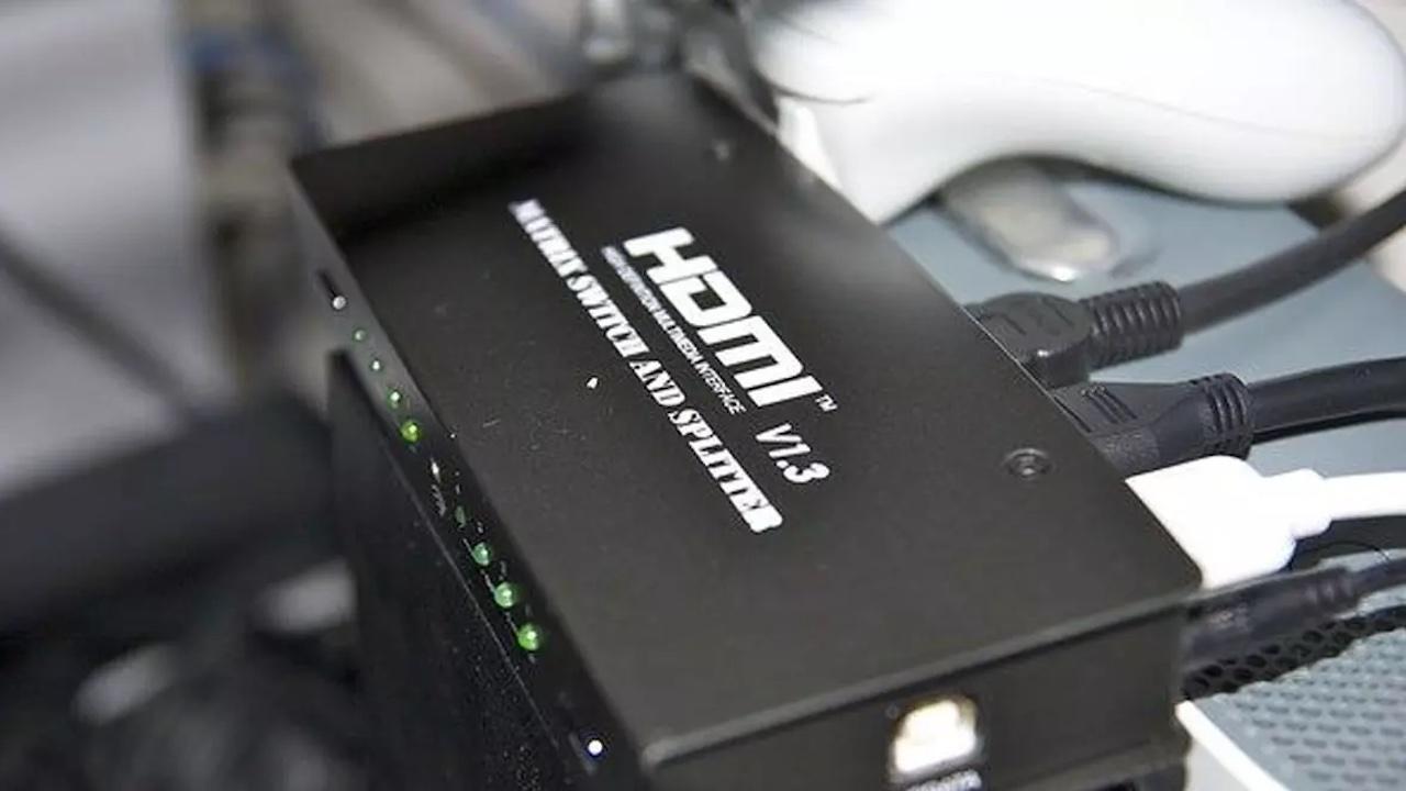 Separa señal HDMI con Splitter