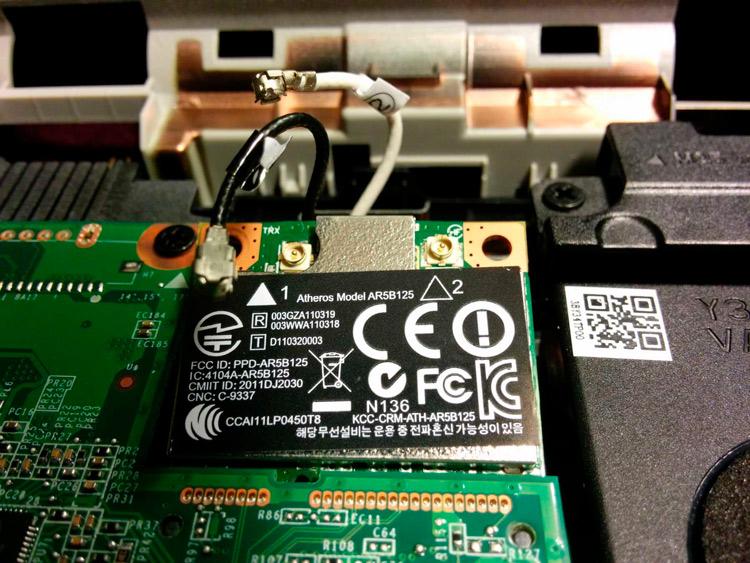 Redada Dispuesto Contradecir Cómo cambiar la tarjeta inalámbrica Wi-Fi de un portátil