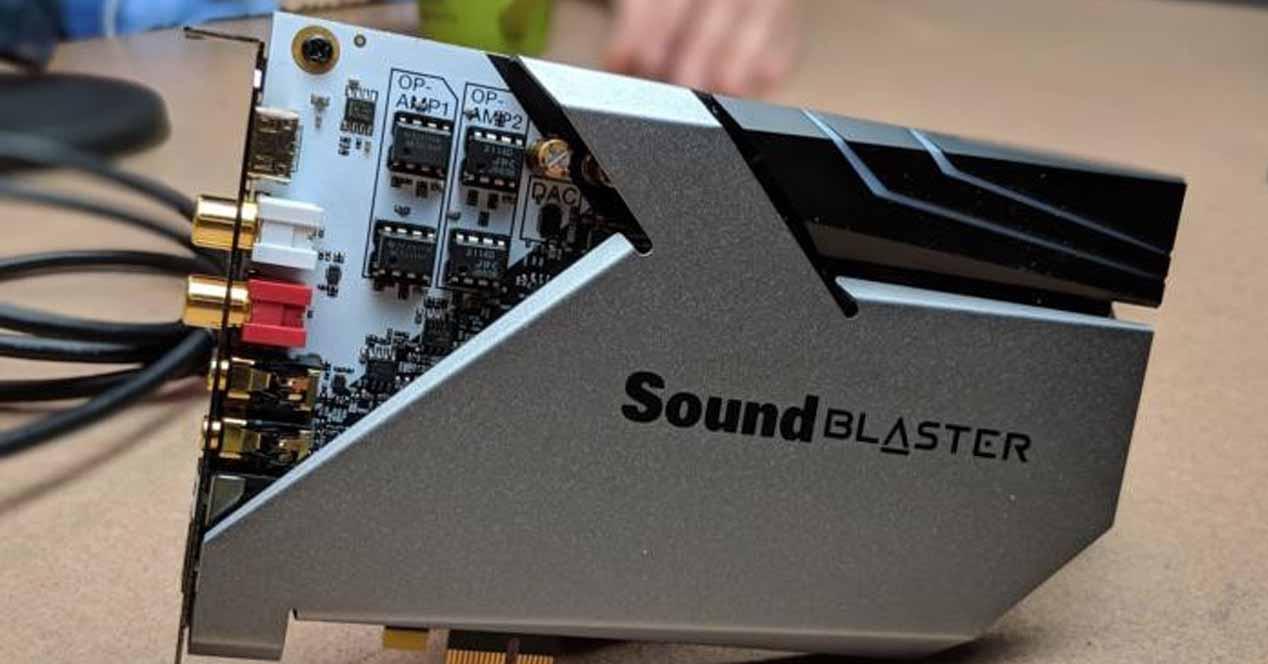 cuadrado Irradiar lanzar Para qué sirven los conectores de las tarjetas de sonido del PC