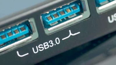 Puertos USB en azul