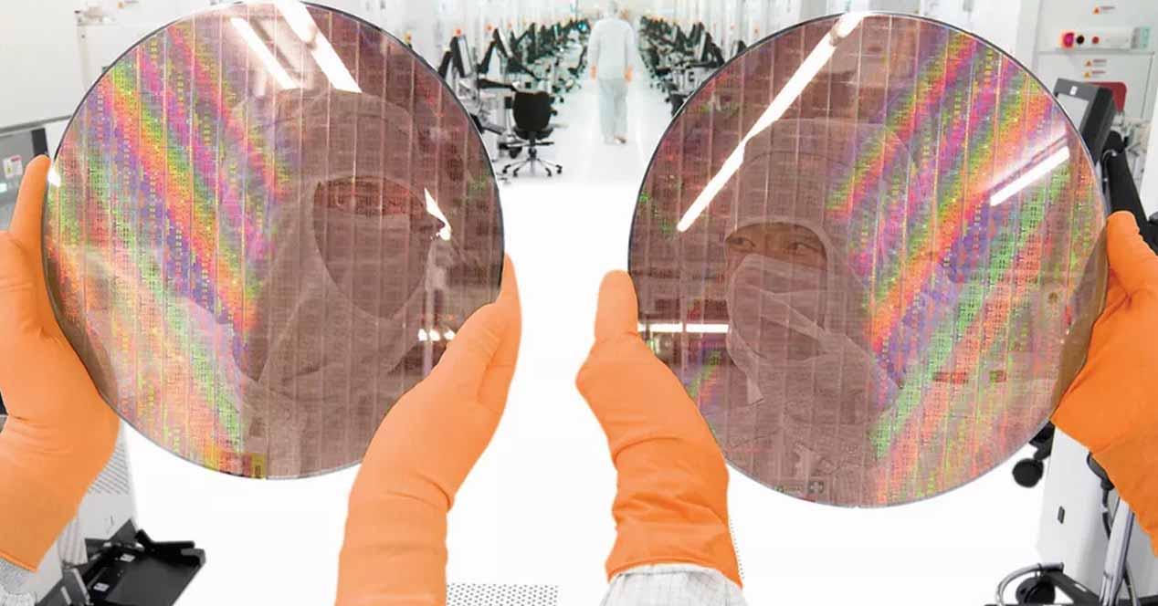 GlobalFoundries wafer