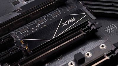 ADATA S70