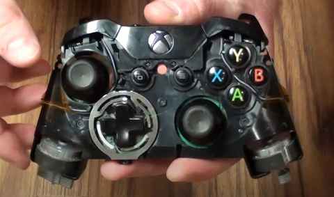 Cómo abrir un control inalámbrico de Xbox 360: 7 Pasos