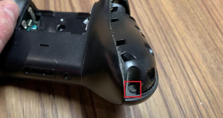 How to disassemble, repair and clean the Microsoft Xbox controller