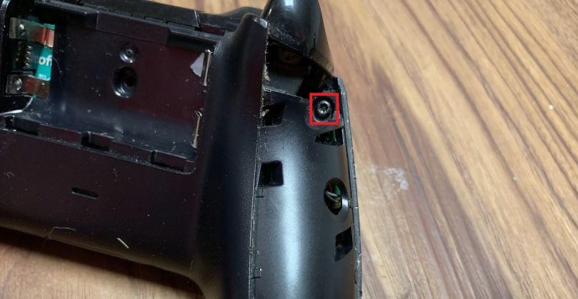 How to disassemble, repair and clean the Microsoft Xbox controller