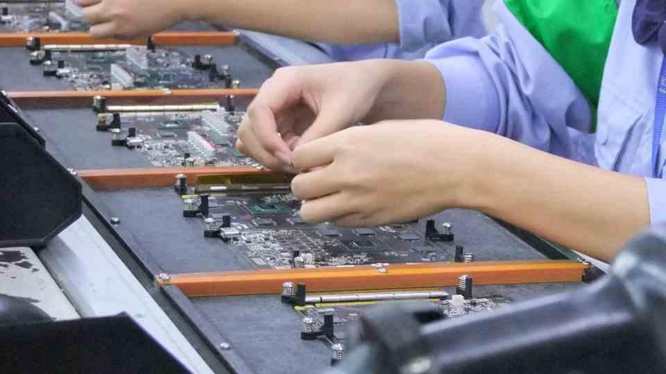 Manufacturing Graphics Cards