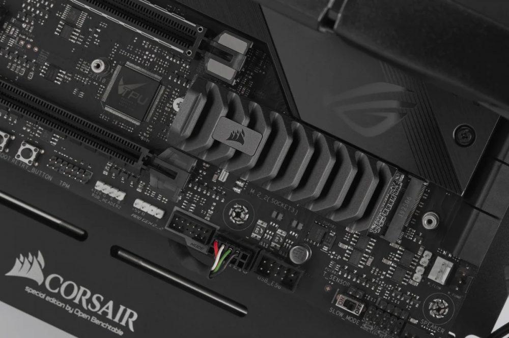 SSD gaming Corsair MP600 PRO XT