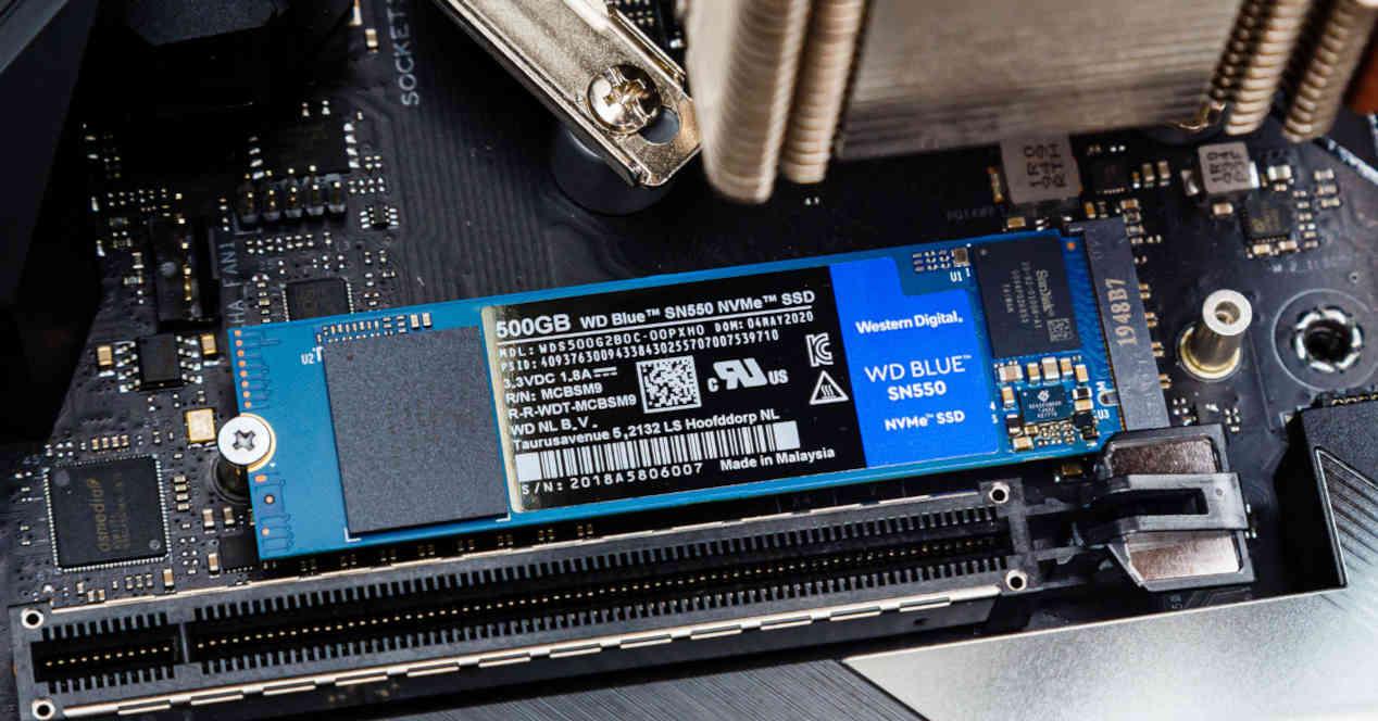 SSD DRAM Less SN550