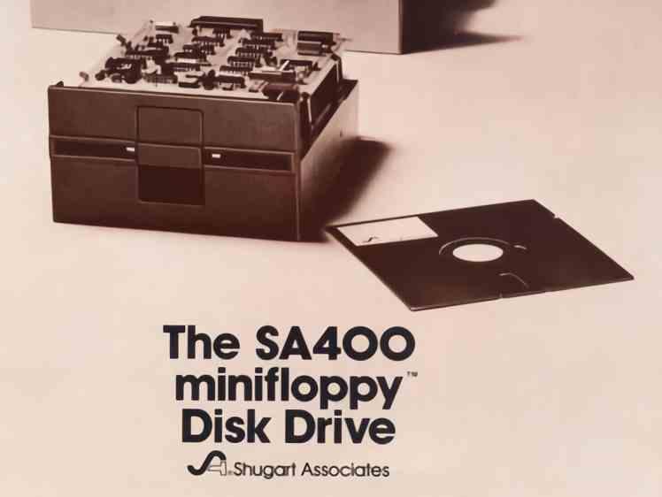 SA-400 primera disquetera PC